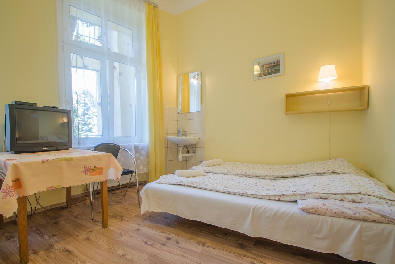 Aparthostel Fryderyk Cracovia Exterior foto